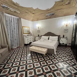 La Piazza E Mia Cefalú